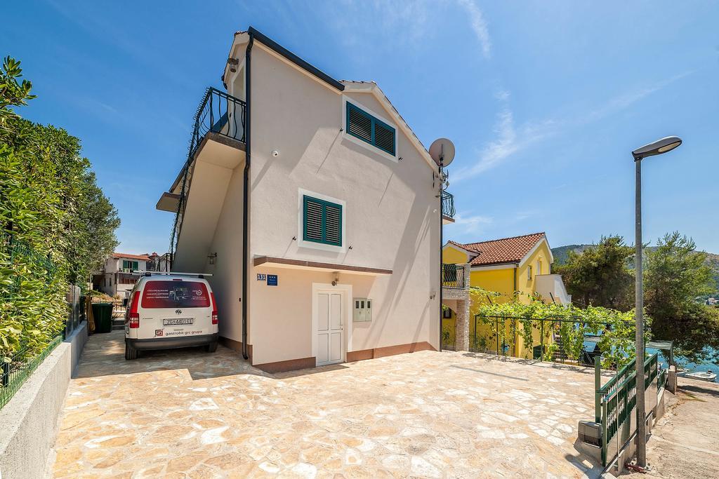 Apartment Grc Grebastica Exterior photo